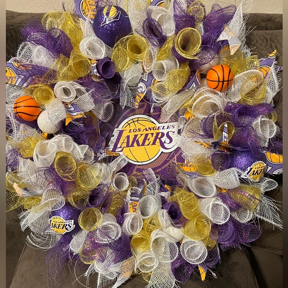 Wreath - Picture 1 of 1